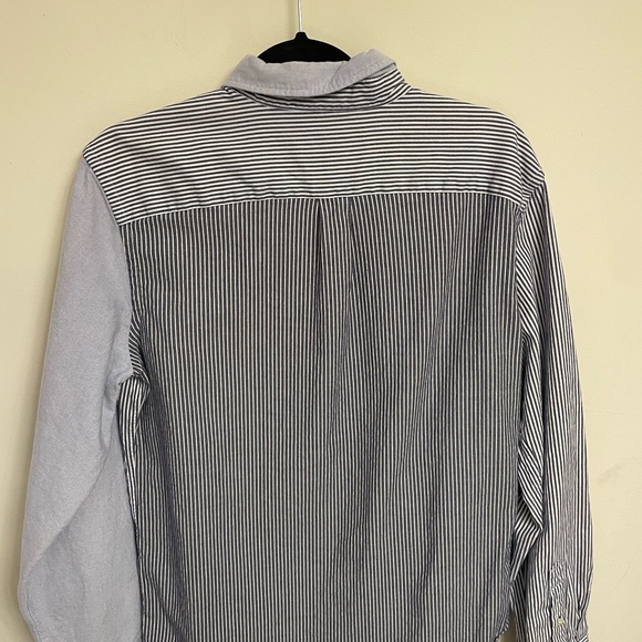 Women’s American Eagle  Button Down Shirt Size M - Picture 4 of 4